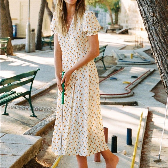 Faithfull the Brand wrap dress - Picture 2 of 6